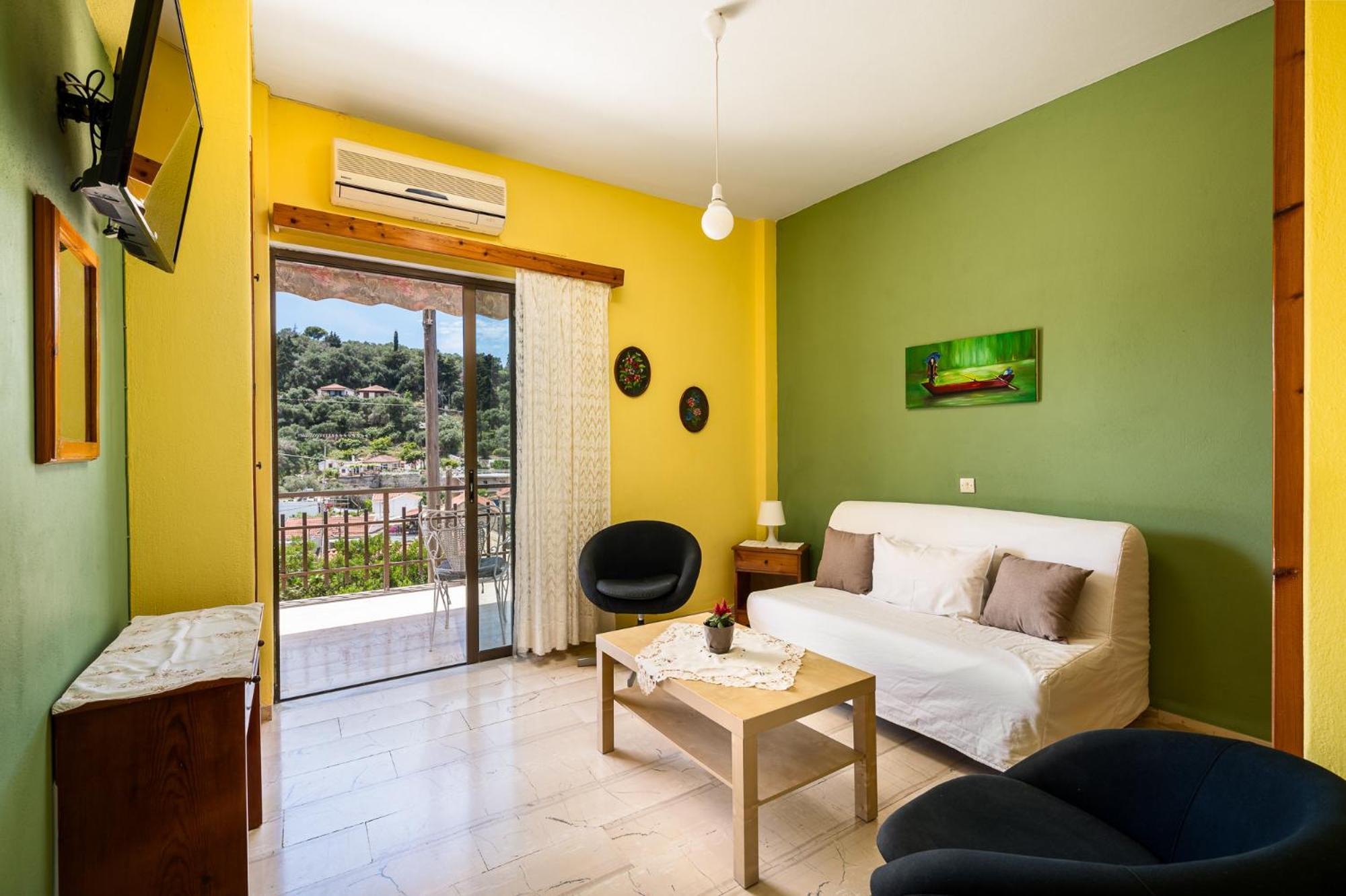 Agaloula Centrally Located Apartments, Lakka ภายนอก รูปภาพ