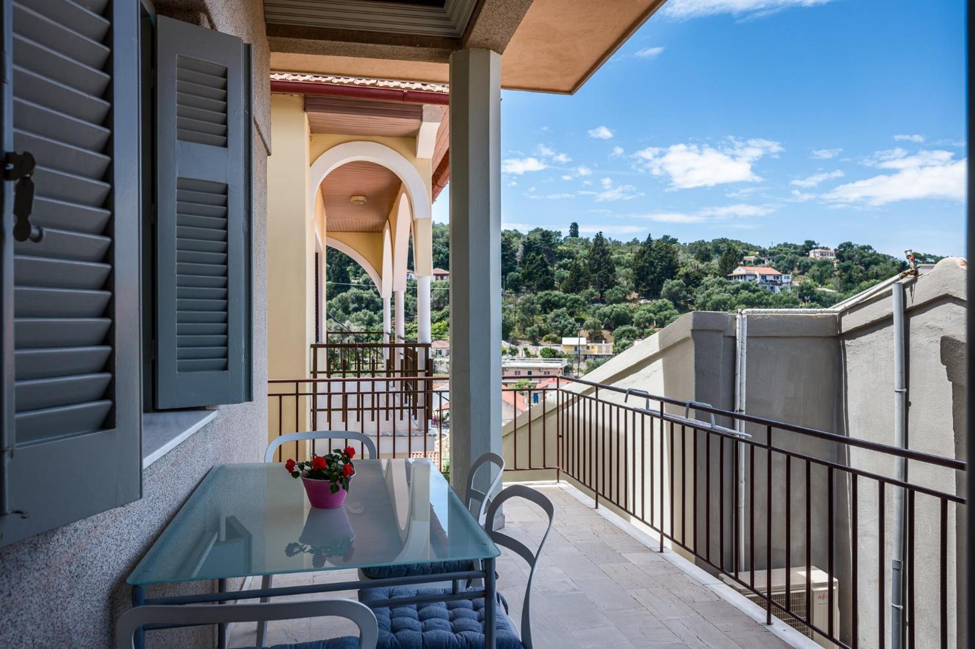 Agaloula Centrally Located Apartments, Lakka ภายนอก รูปภาพ