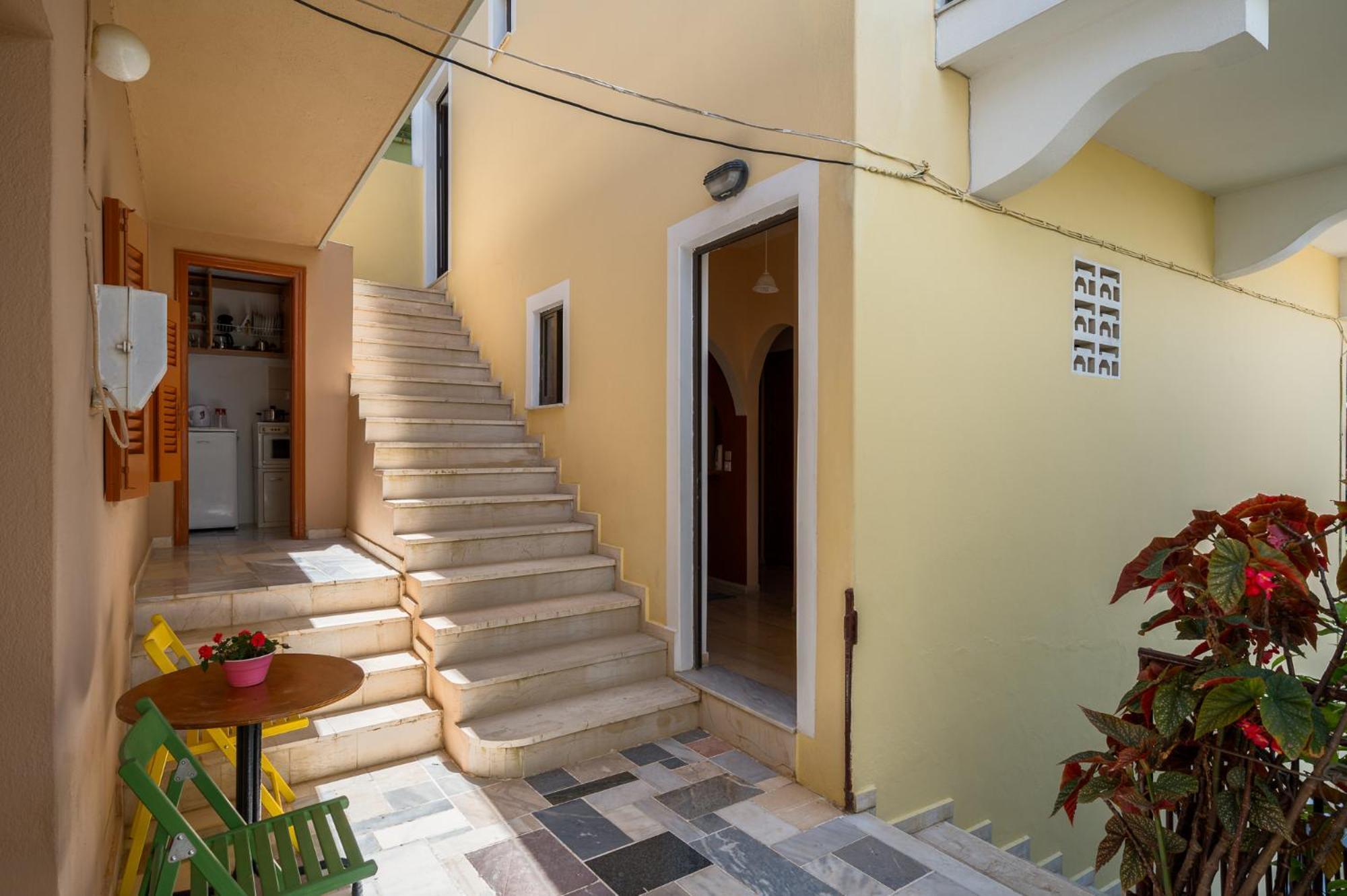 Agaloula Centrally Located Apartments, Lakka ภายนอก รูปภาพ